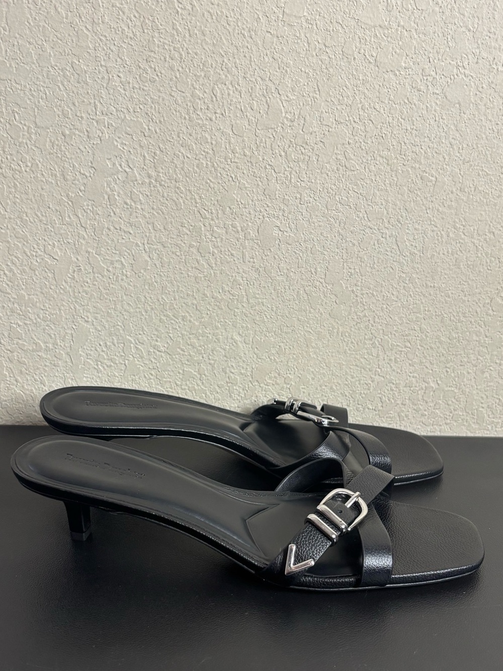 Favorite Daughter Shiloh Kitten Heel Sandal black size 9